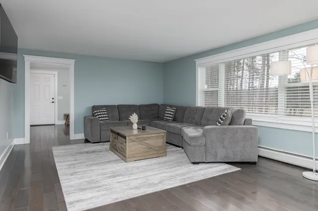 $575,000 | 481 Woodlawn Ridge Road, Pembroke, NH 03275