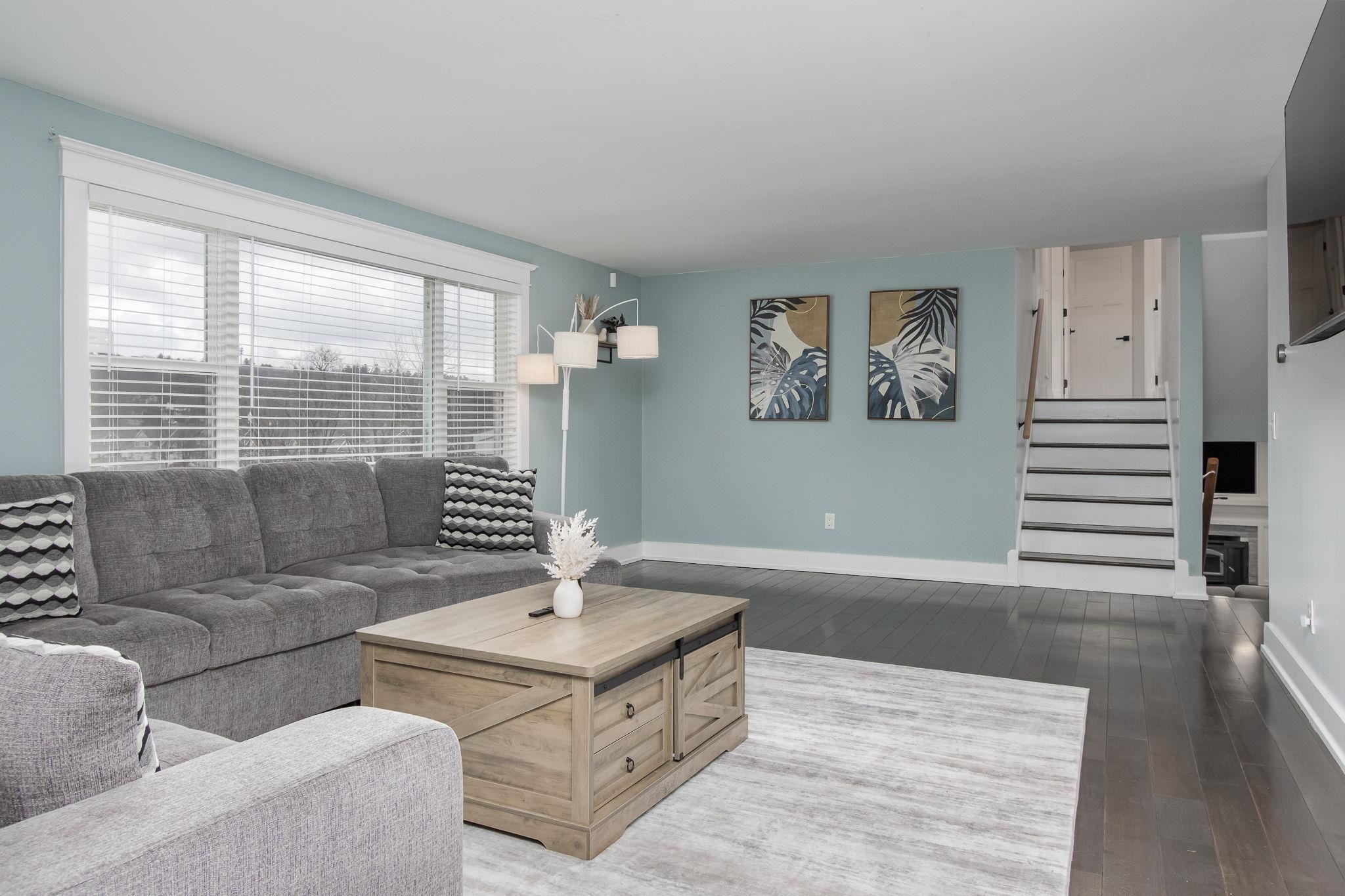 481 Woodlawn Ridge Road Pembroke, NH 03275 - Photo 13 of 59