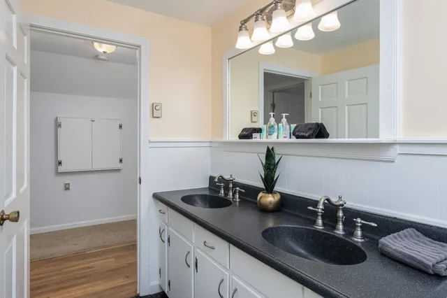 $575,000 | 481 Woodlawn Ridge Road, Pembroke, NH 03275