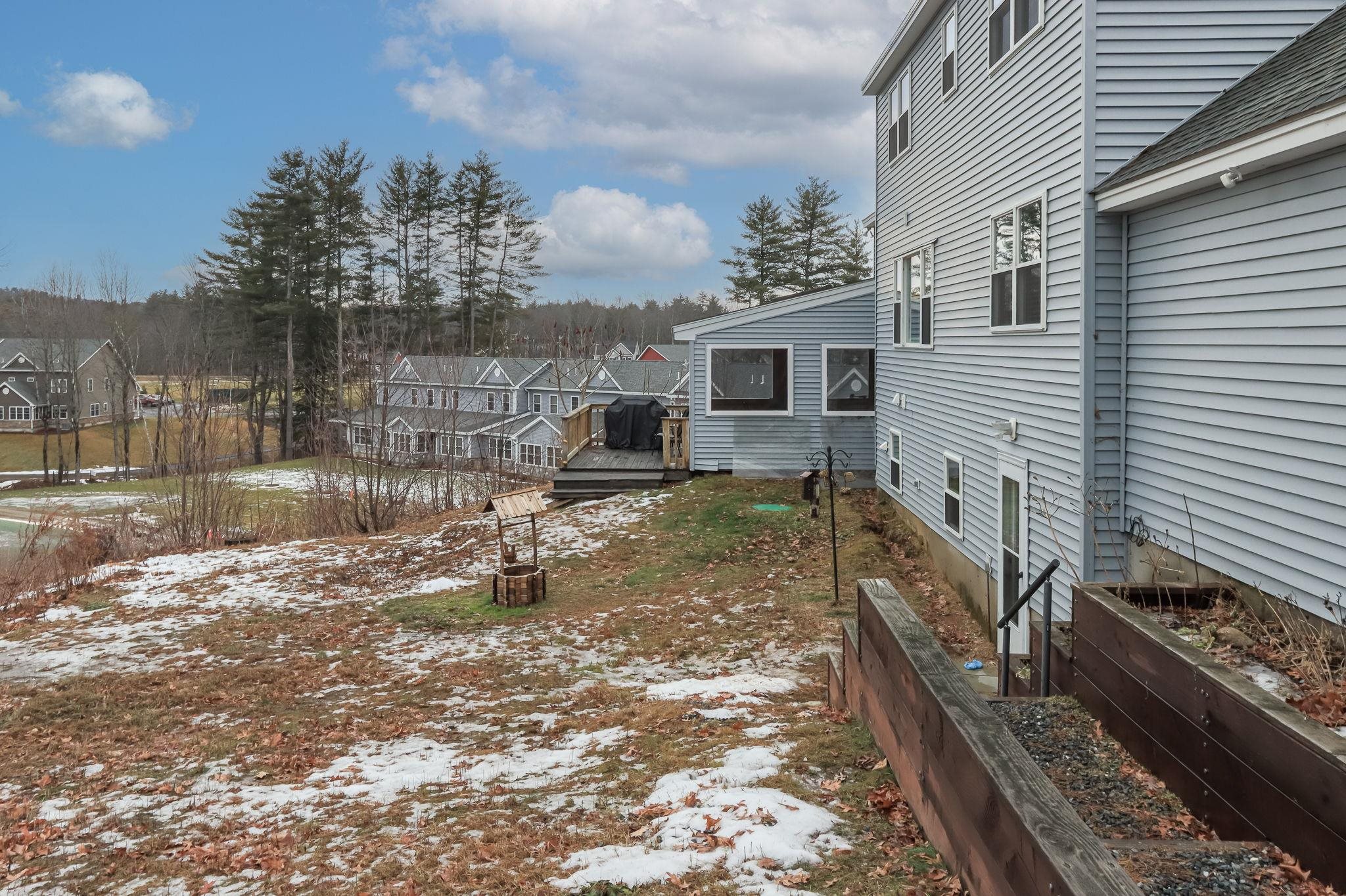 481 Woodlawn Ridge Road Pembroke, NH 03275 - Photo 55 of 59