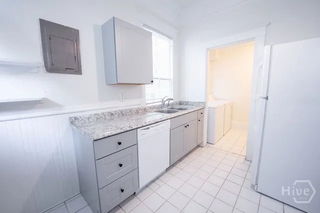 $1,850 | 816 Drayton Street, Unit 3B, Savannah, GA 31401