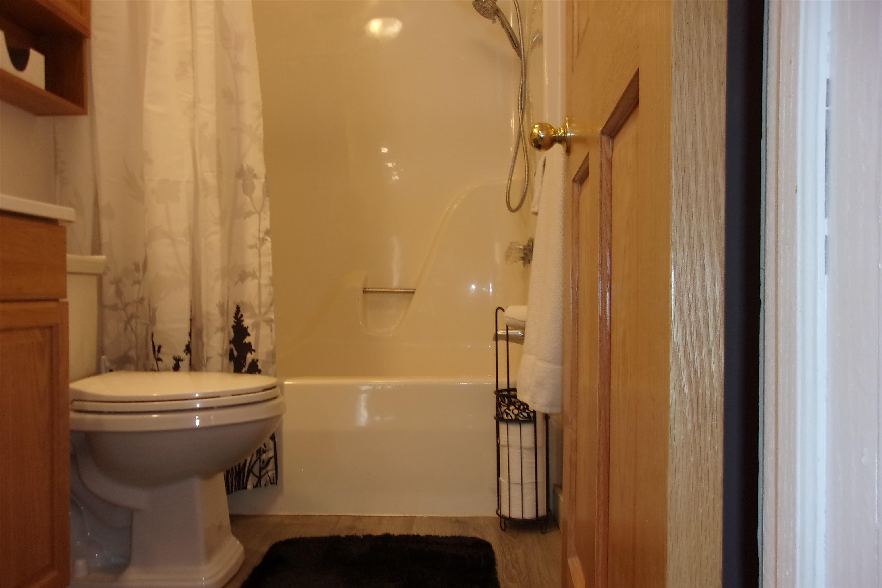 284 Arbor Road Lake, MI 48632 - Photo 11 of 47 Gallery Image 11