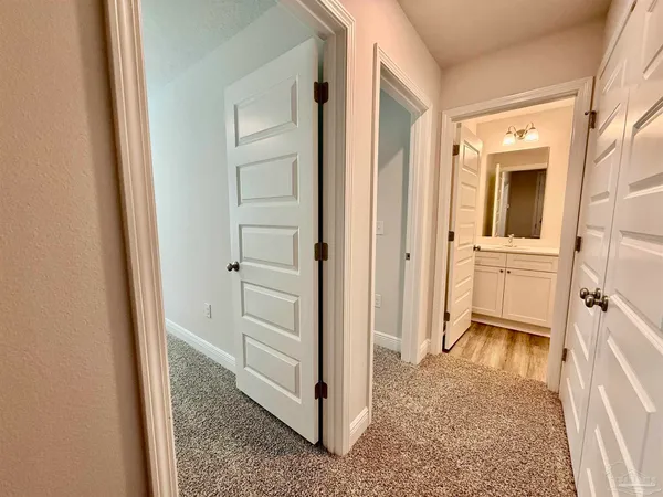 $1,950 | 4067 Pendragon Circle, Milton, FL 32583