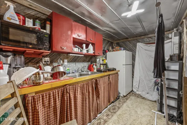 $310,000 | 5704 Scott Highway, Robbins, TN 37852