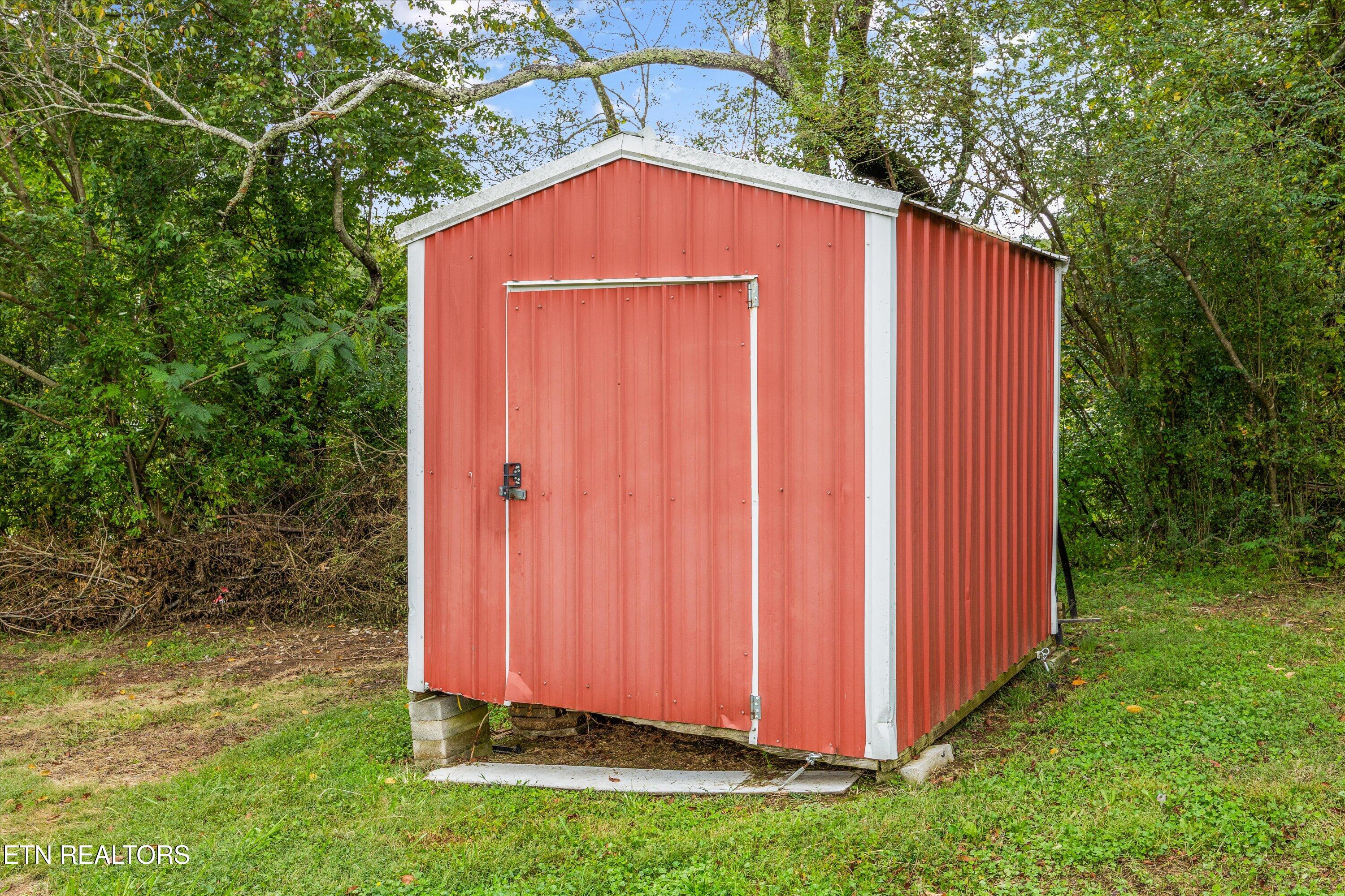 5704 Scott Highway Robbins, TN 37852 - Photo 21 of 32 22-5704 Scott Hwy 21