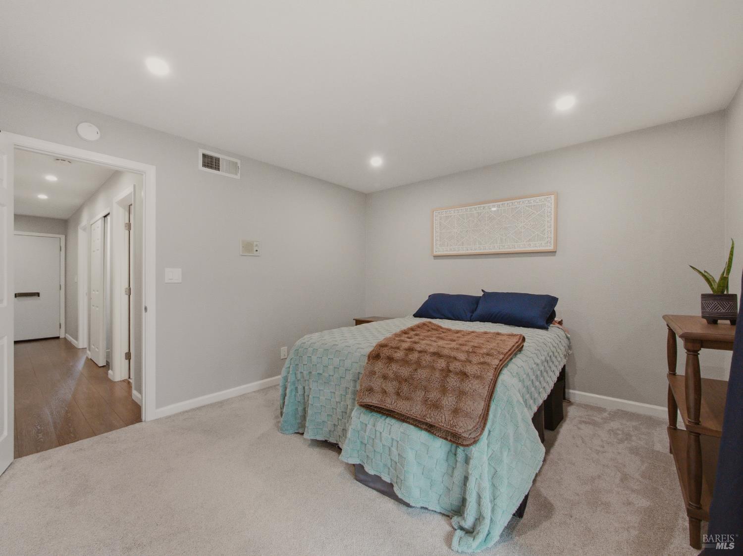 2984 Yulupa Avenue Santa Rosa, CA 95405 - Photo 16 of 28