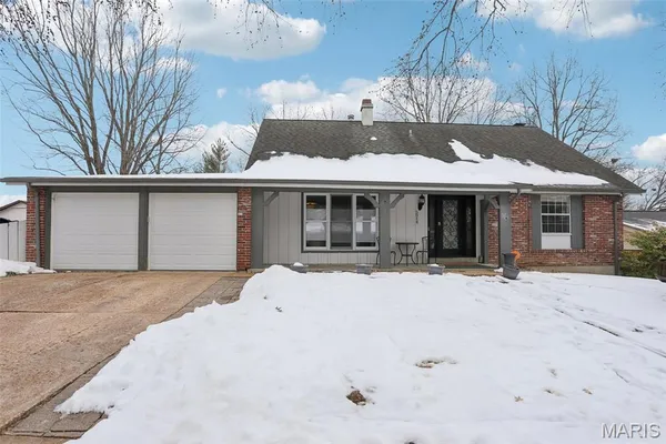 $380,000 | 5914 Shortleaf Court, St. Louis, MO 63128