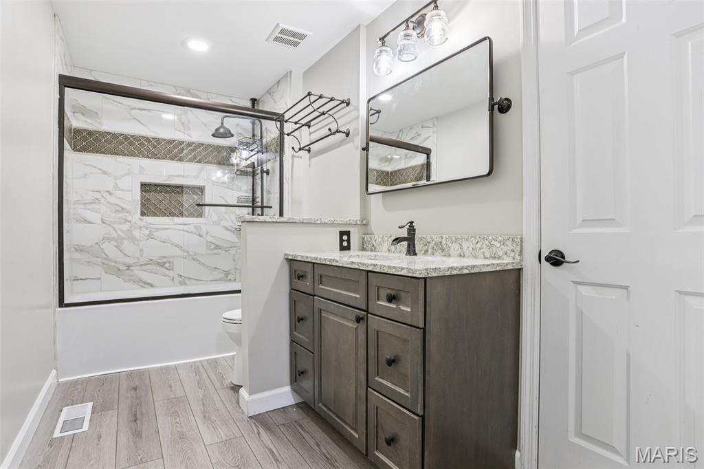 5914 Shortleaf Court St. Louis, MO 63128 - Photo 19 of 45