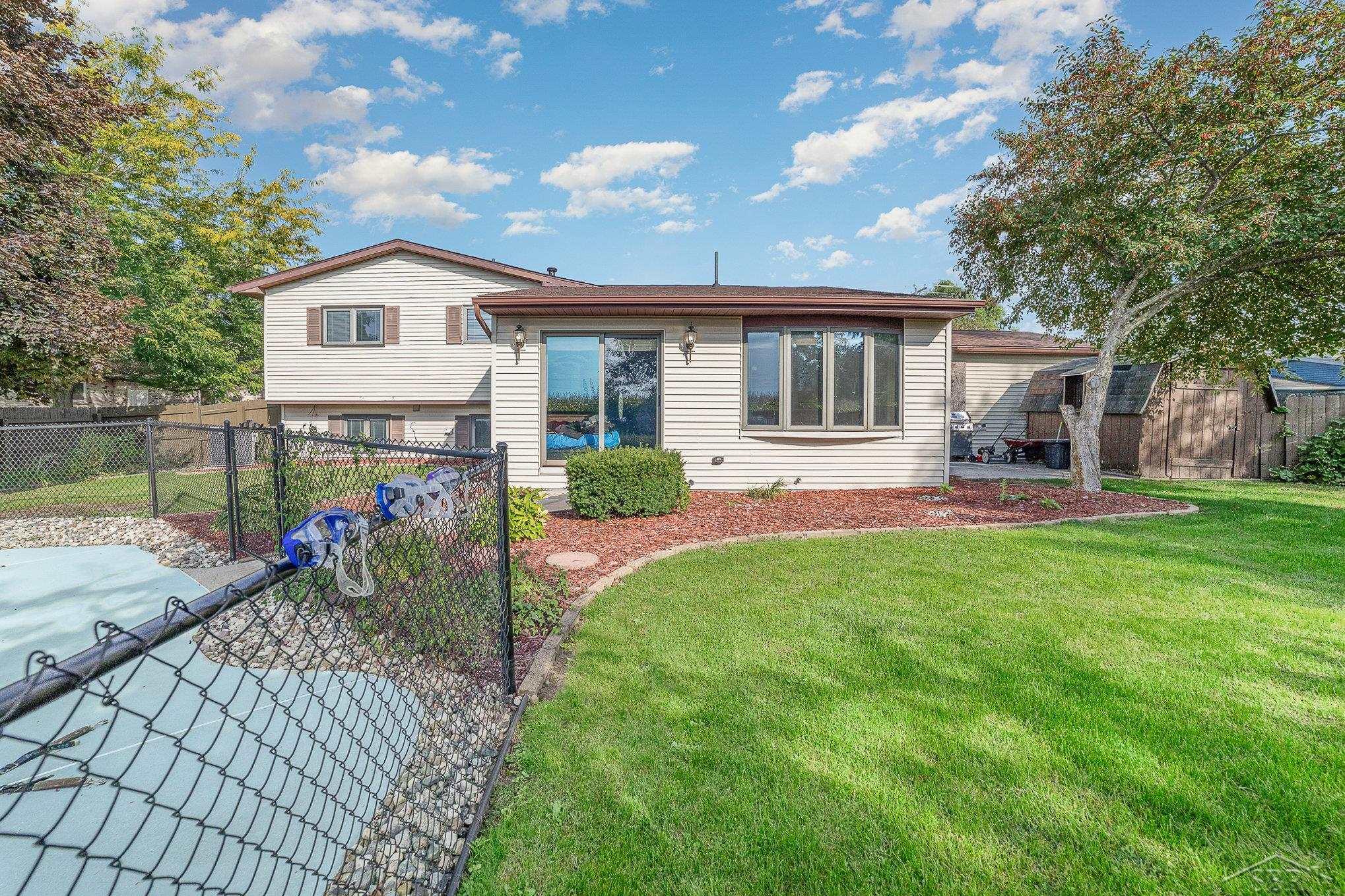 1544 South Miller Road Saginaw, MI 48609 - Photo 33 of 47 50133771-8CE409B4-5C5D-451B-8E17-C33591BB28DC.JPG