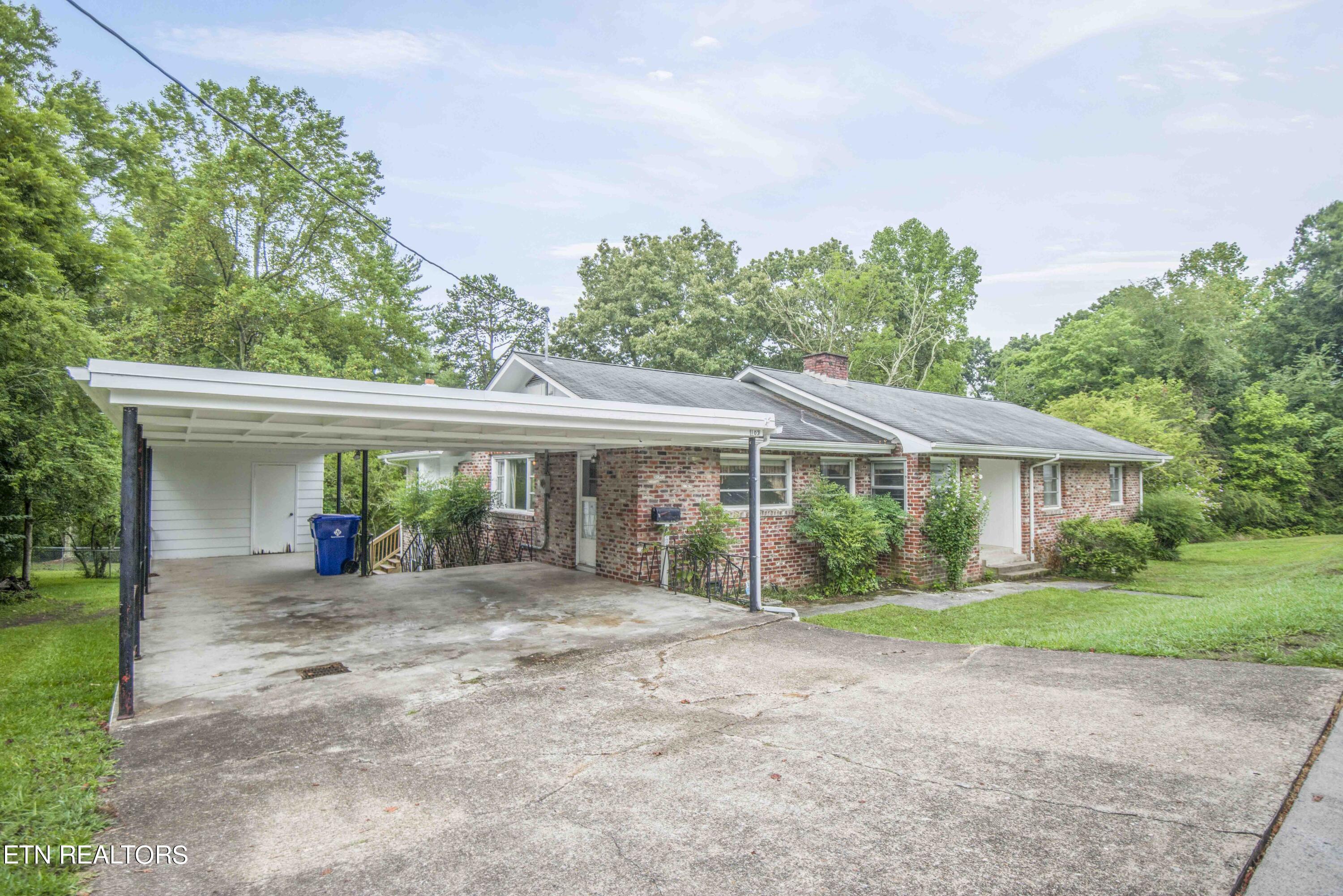 103 Pocono Lane Oak Ridge, TN 37830 - Photo 3 of 48 exterior 3_1