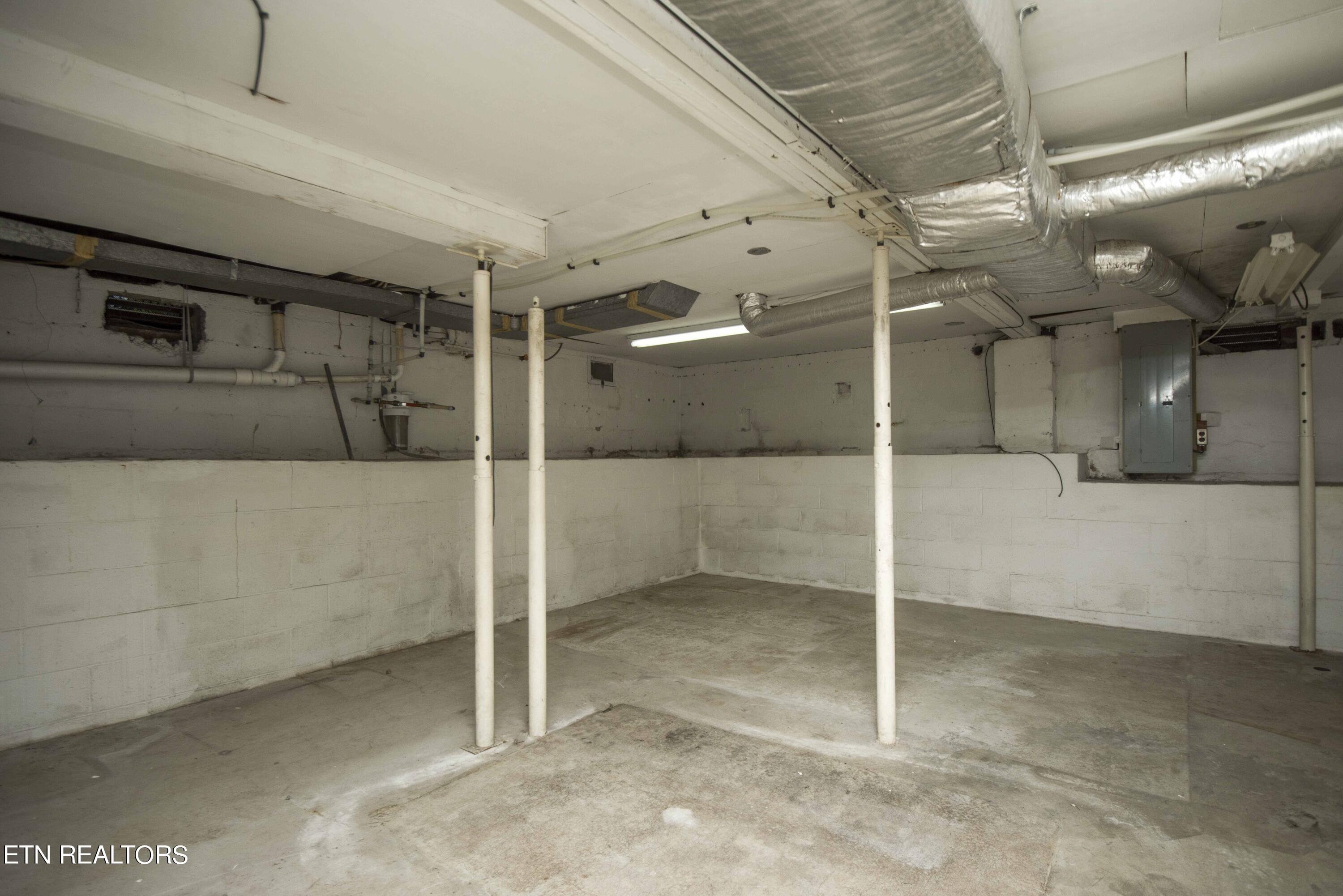 103 Pocono Lane Oak Ridge, TN 37830 - Photo 39 of 48 basement 2_1