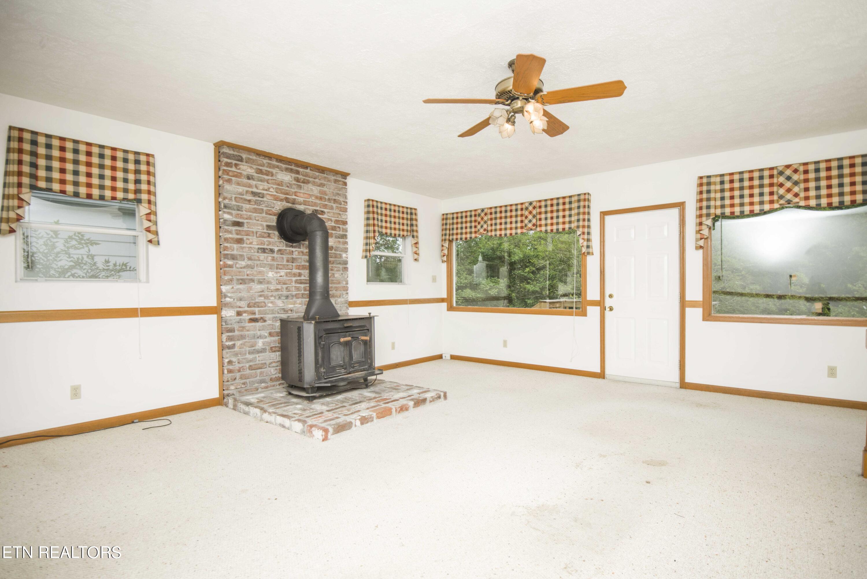 103 Pocono Lane Oak Ridge, TN 37830 - Photo 10 of 48 den
