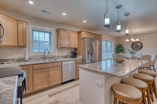 $399,900 | 627 West 34th Street, Jasper, IN 47546
