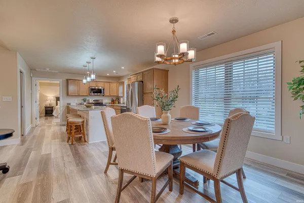 $399,900 | 627 West 34th Street, Jasper, IN 47546