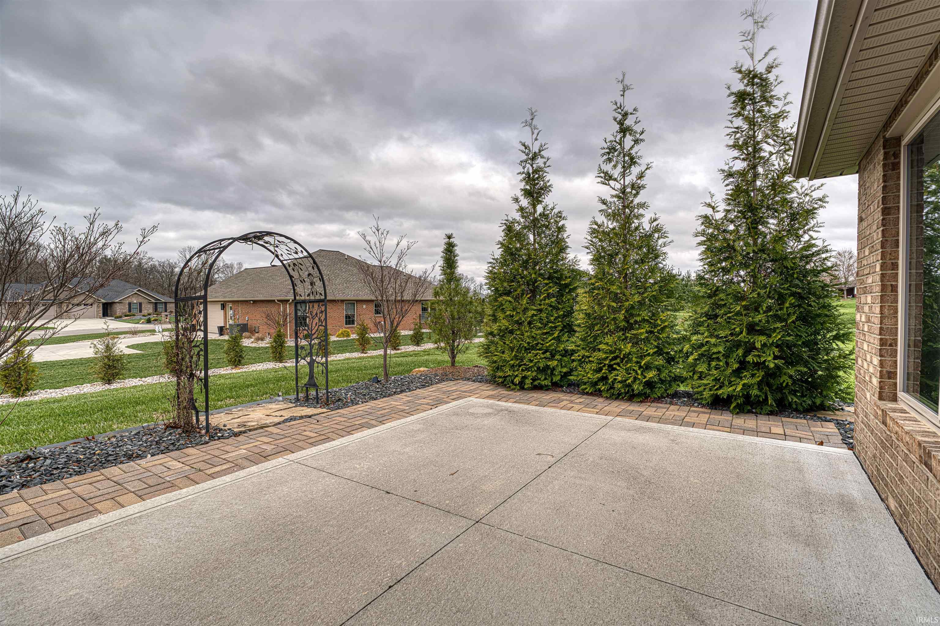 627 West 34th Street Jasper, IN 47546 - Photo 25 of 31