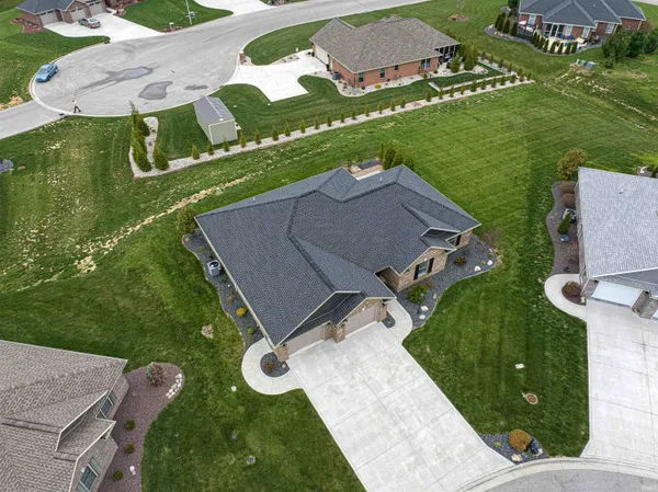 $399,900 | 627 West 34th Street, Jasper, IN 47546