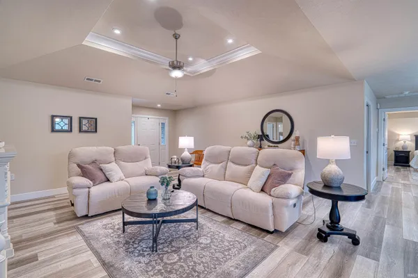 $399,900 | 627 West 34th Street, Jasper, IN 47546