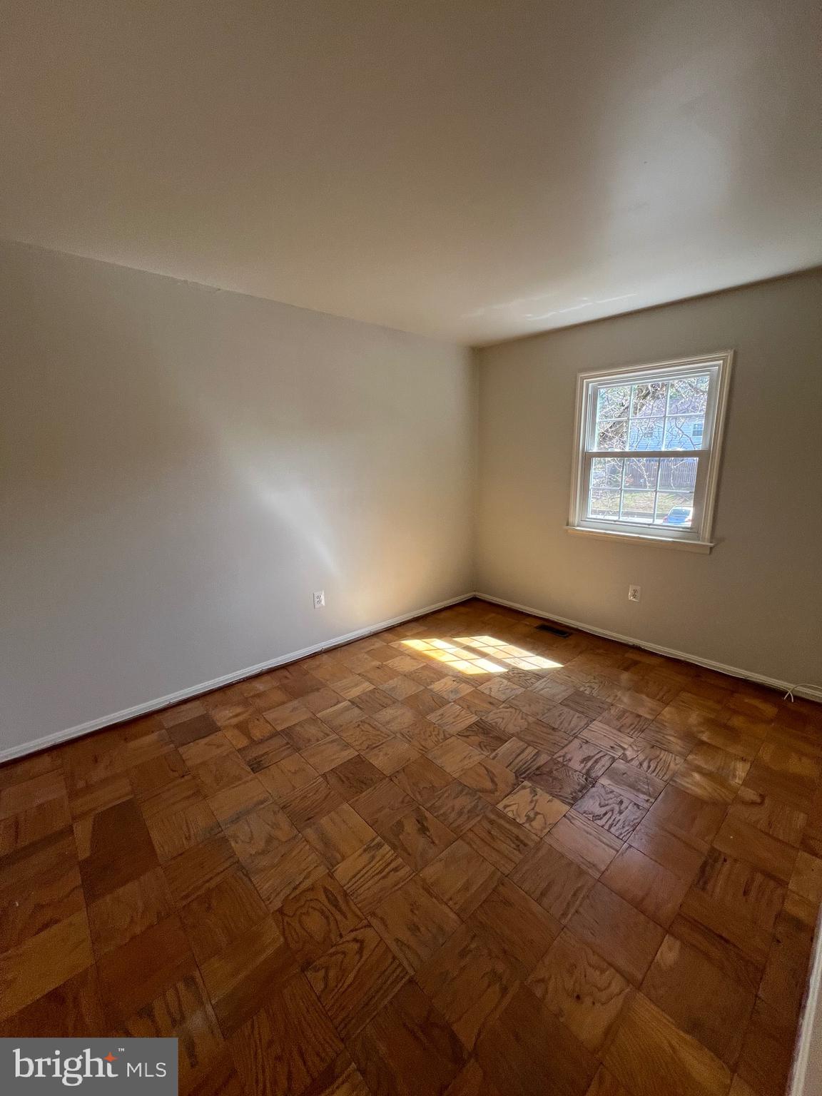 5805 Morningbird Lane Columbia, MD 21045 - Photo 19 of 26 an empty room with a workbench