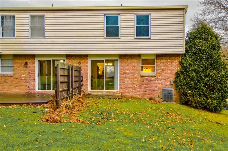 222 Quail Run Road Venetia, PA 15367 - Photo 5 of 22 Access to the dining room from the back patio.