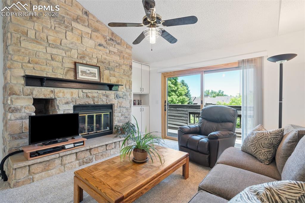 3021 Capstan Way Colorado Springs, CO 80906 - Photo 8 of 34