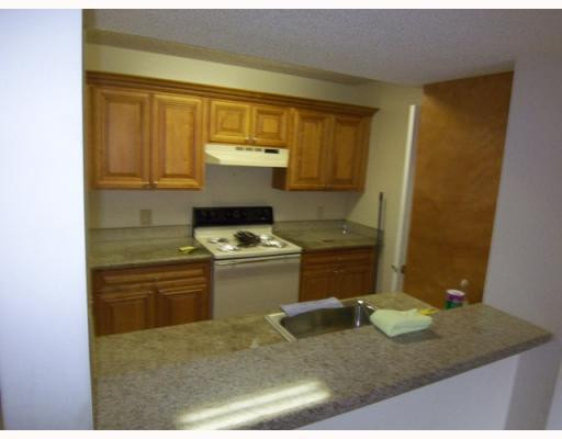 4241 West McNab Road, Unit 10 Pompano Beach, FL 33069 - Photo 2 of 5 Kitchen