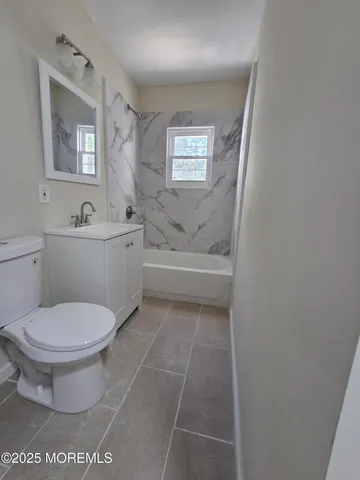 $2,500 | 216 Delaware Street, Unit 2, Elizabeth Port, NJ 07206