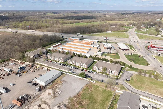 $5,700,000 | 6401 Brookfield Court Drive, St. Louis, MO 63129