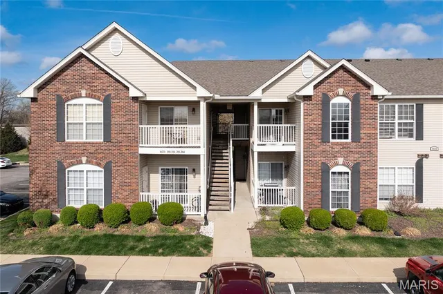 $5,700,000 | 6401 Brookfield Court Drive, St. Louis, MO 63129