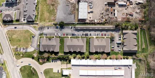 $5,700,000 | 6401 Brookfield Court Drive, St. Louis, MO 63129