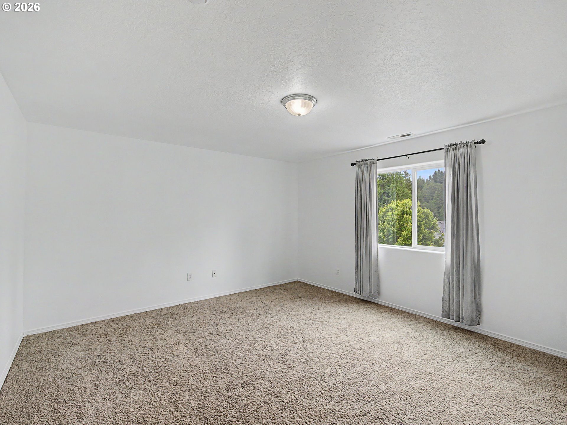 38412 Miller Street Sandy, OR 97055 - Photo 19 of 40 Primary Bedroom