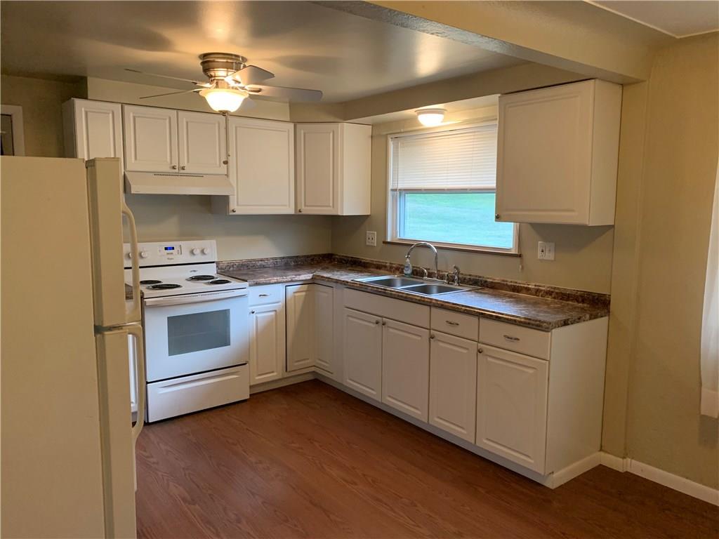 684 Simpson Howell Road Elizabeth, PA 15037 - Photo 4 of 18 Gallery Image 4