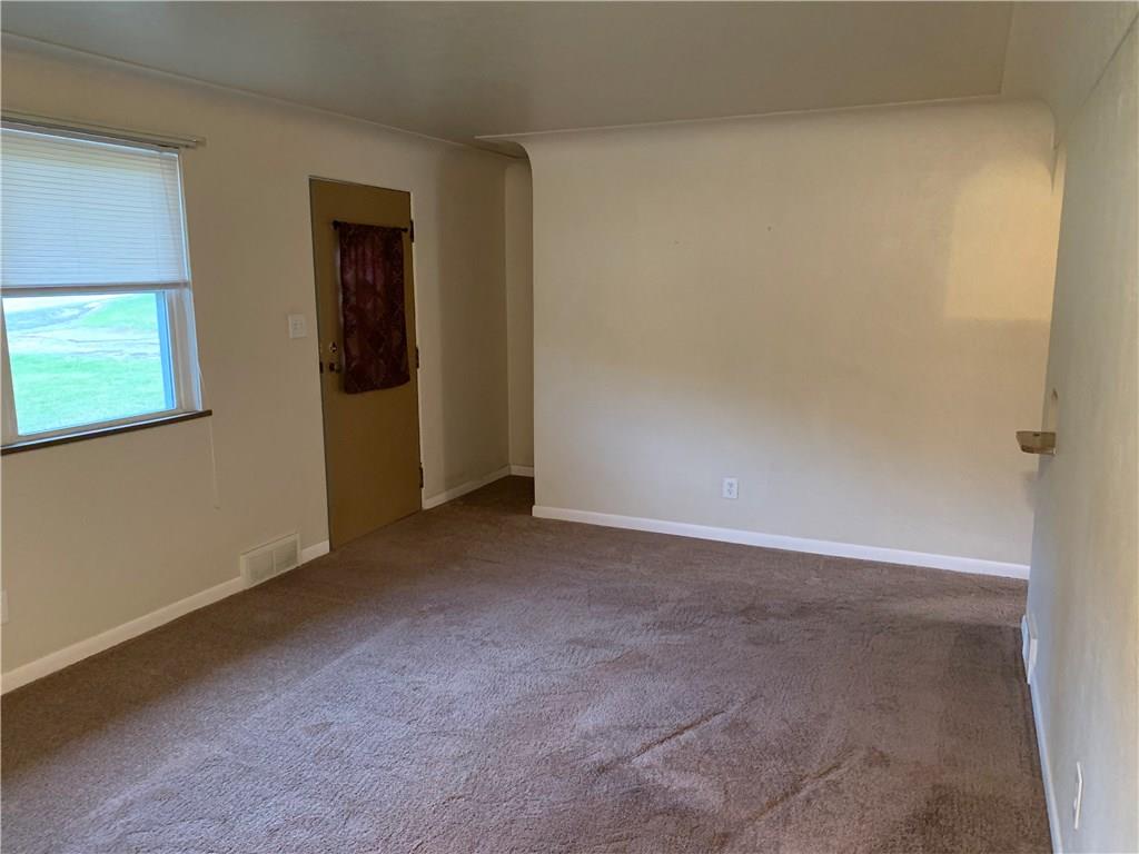 684 Simpson Howell Road Elizabeth, PA 15037 - Photo 6 of 18 Gallery Image 6