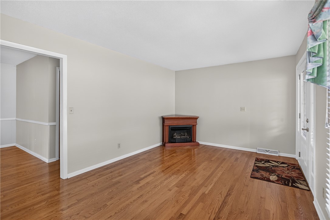 135 Brookhaven Circle Seneca, SC 29672 - Photo 5 of 48