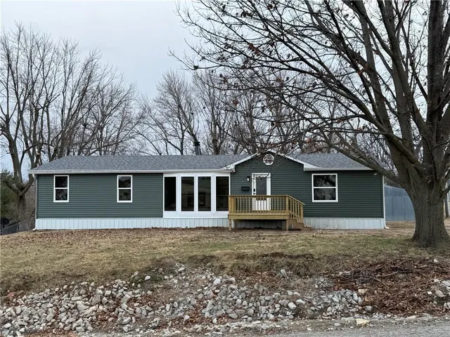 $120,000 | 104 East Missouri Street, Oregon, MO 64473