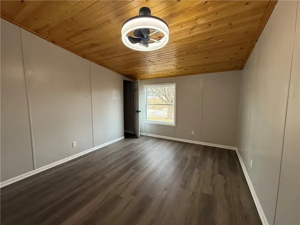 $120,000 | 104 East Missouri Street, Oregon, MO 64473
