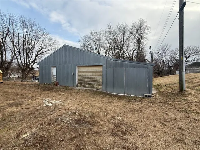 $120,000 | 104 East Missouri Street, Oregon, MO 64473