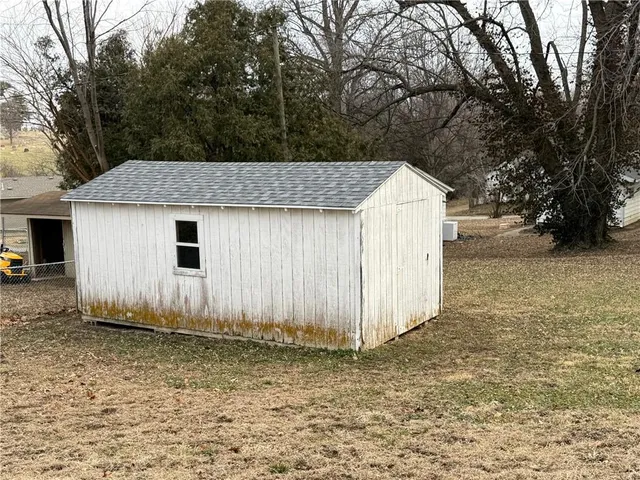 $120,000 | 104 East Missouri Street, Oregon, MO 64473