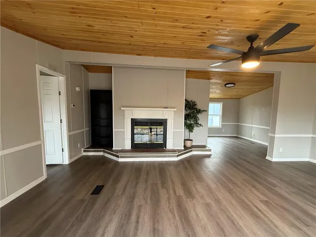 $120,000 | 104 East Missouri Street, Oregon, MO 64473