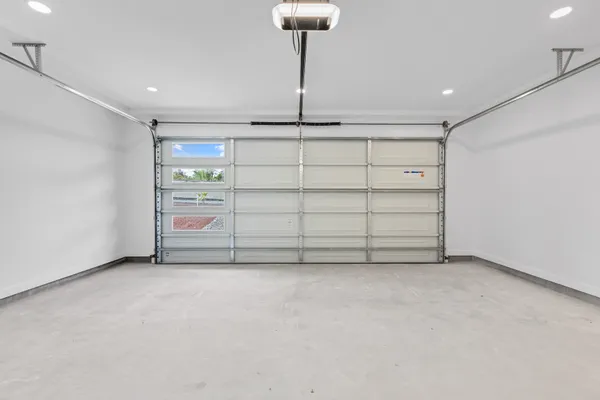 a view of a garage