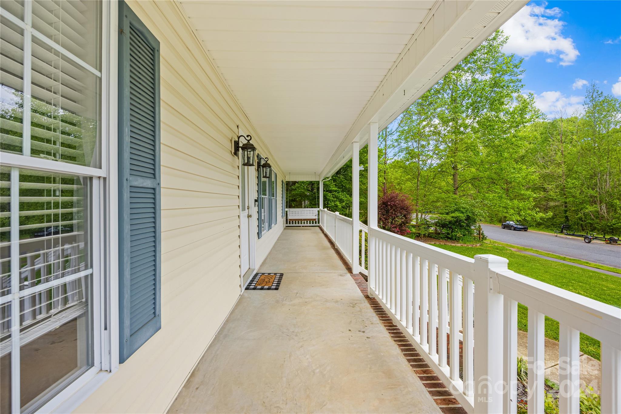 220 Shenandoah Loop Troutman, NC 28166 - Photo 4 of 26 a view of balcony