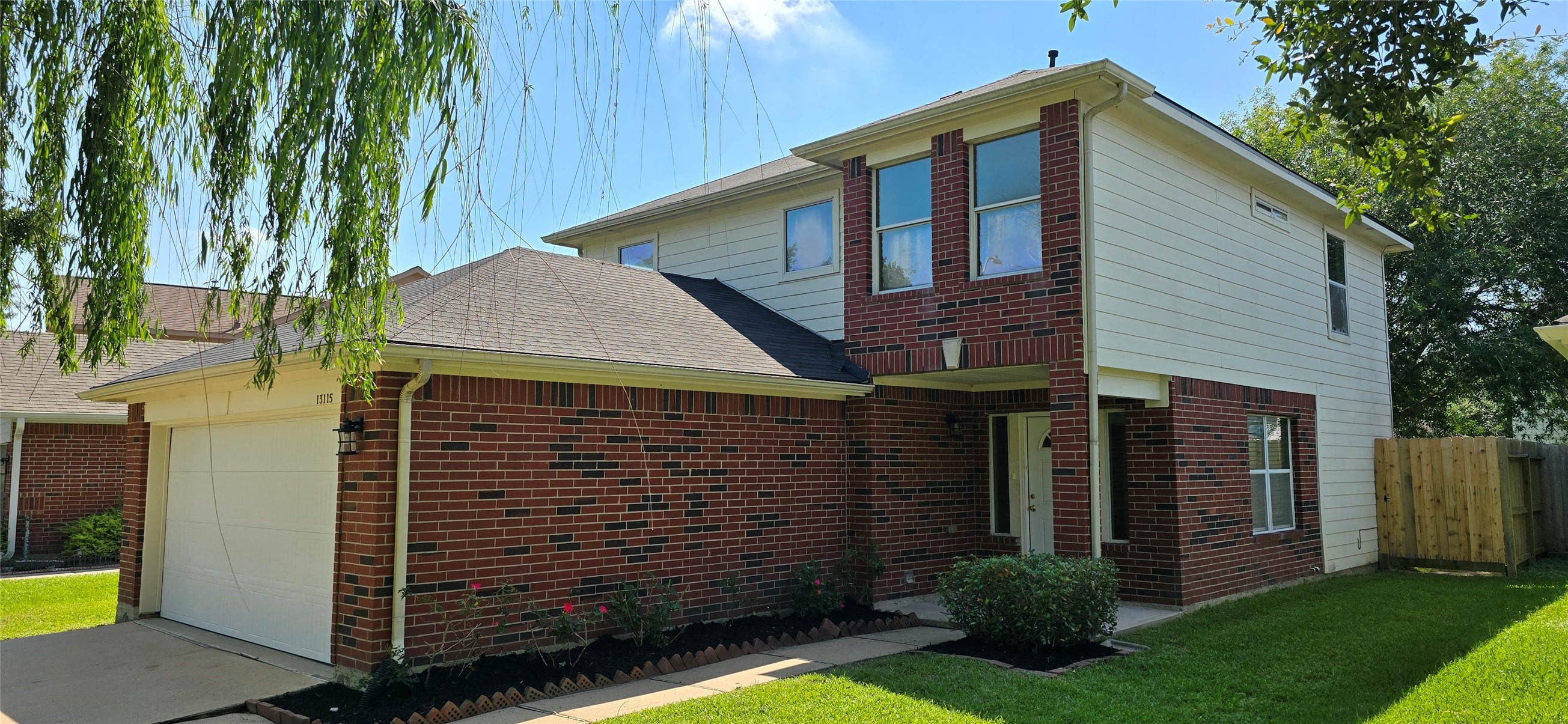 13115 Ridgewood Knoll Lane Houston, TX 77047 - Photo 1 of 46 Front of the House
