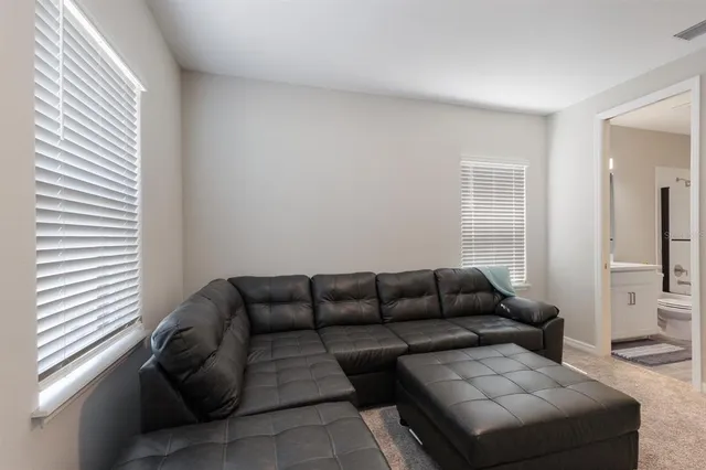 $4,650 | 9312 Tequila Sunrise Drive, Sarasota, FL 34241