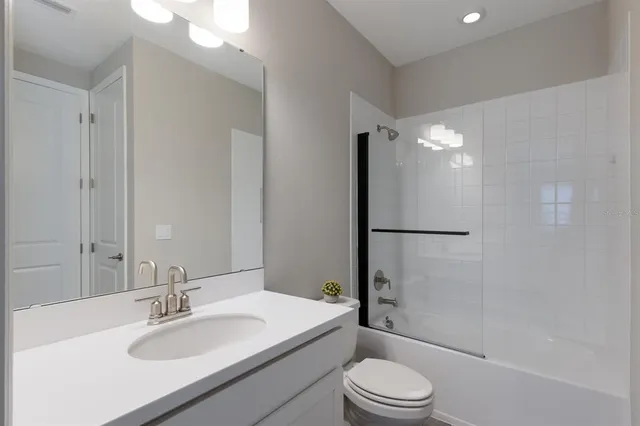 $4,650 | 9312 Tequila Sunrise Drive, Sarasota, FL 34241