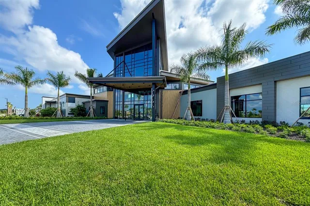 $4,650 | 9312 Tequila Sunrise Drive, Sarasota, FL 34241