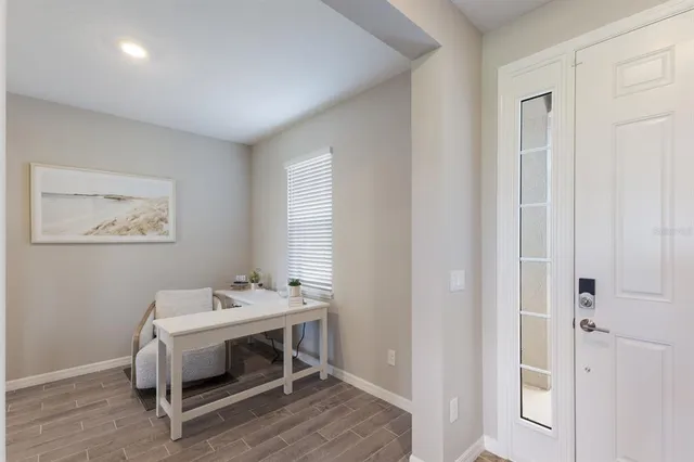 $4,650 | 9312 Tequila Sunrise Drive, Sarasota, FL 34241