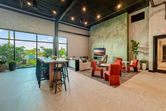 $4,650 | 9312 Tequila Sunrise Drive, Sarasota, FL 34241