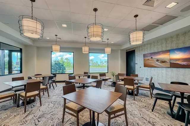 $4,650 | 9312 Tequila Sunrise Drive, Sarasota, FL 34241