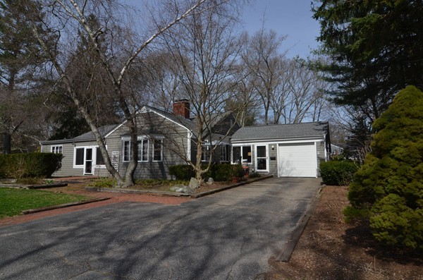 55 Lamson Road Barrington, RI 02806 - Photo 1 of 23 Gallery Image 1