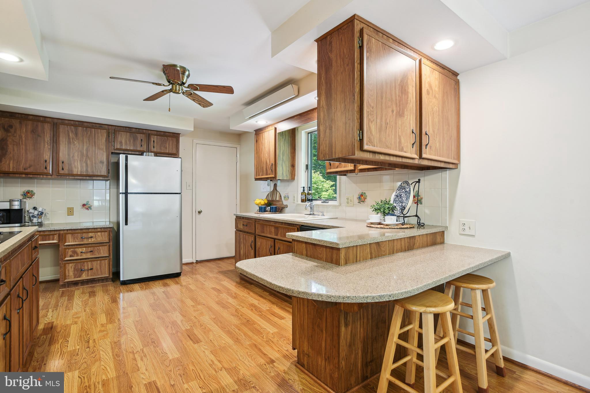 43536 Spinks Ferry Road Leesburg, VA 20176 - Photo 19 of 33 Kitchen