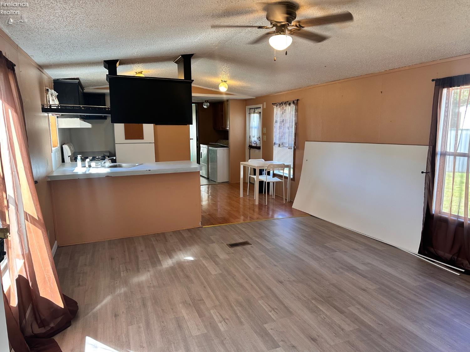 1730 Port Clinton Road, Unit 41 Fremont, OH 43420 - Photo 8 of 22 Gallery Image 8